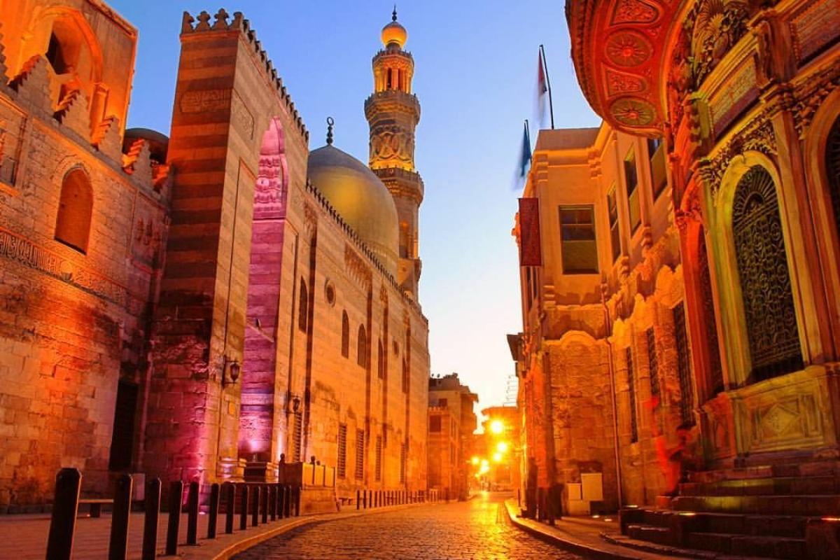 A City of Wonders - 12